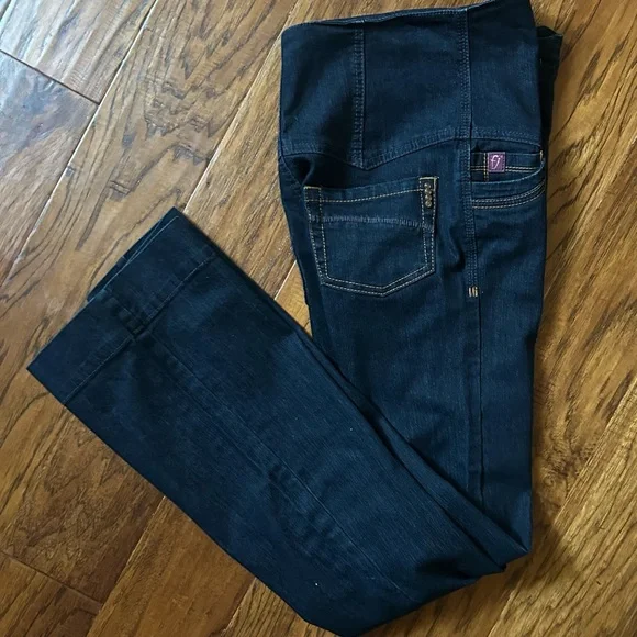 FOXY Jeans - Picture 8 of 13